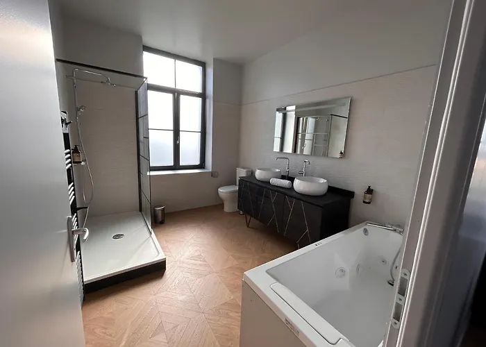 Hotel Le Manoir Du Monde