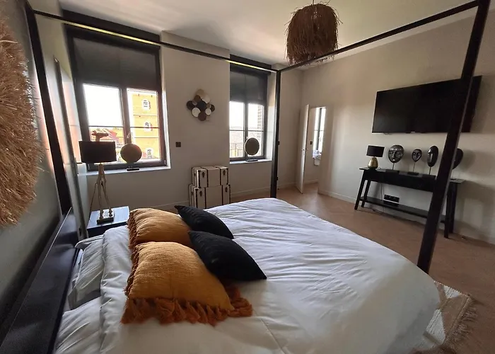 Le Manoir Du Monde